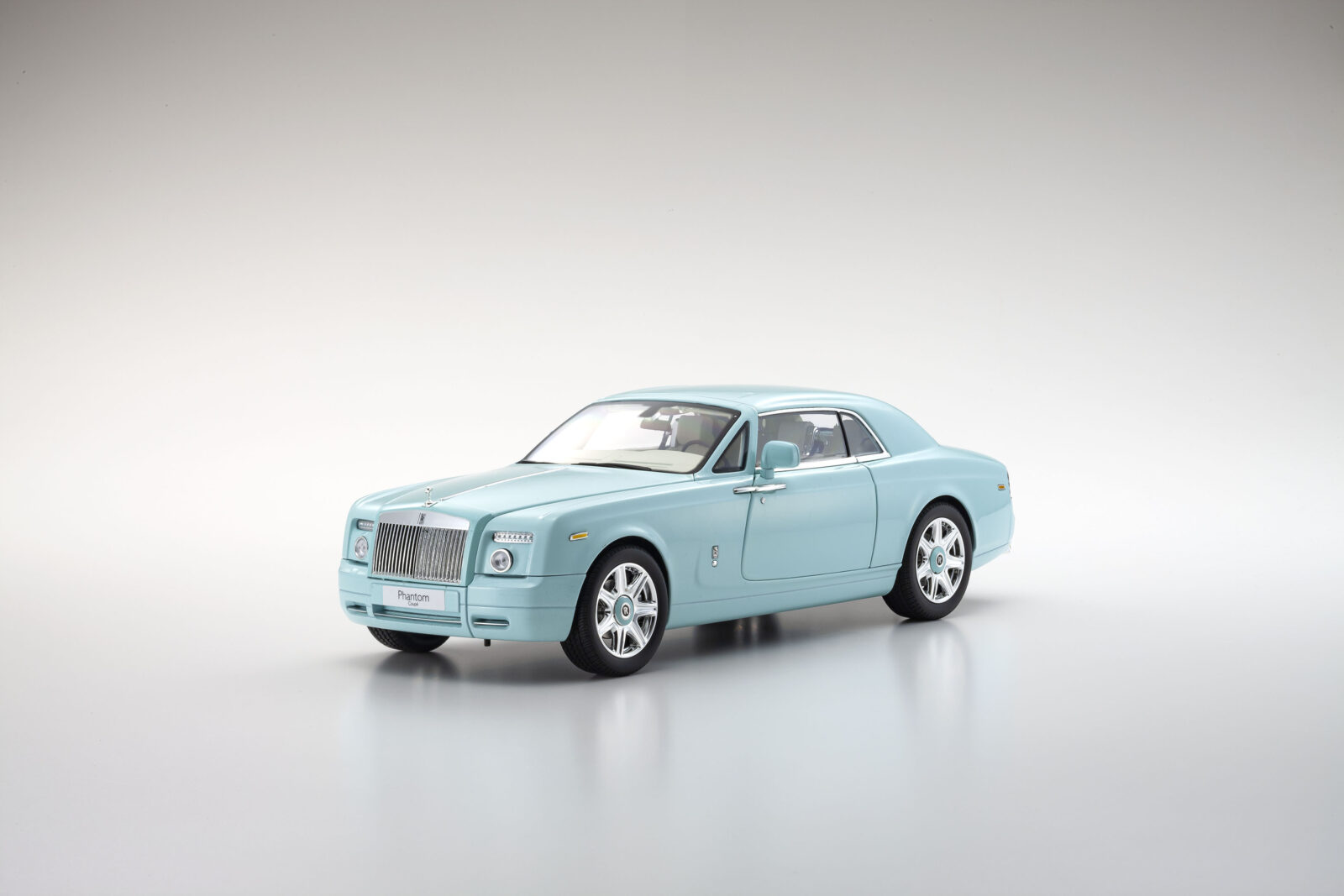 Rolls-Royce Phantom Coupe DS Modellismo Rolls-Royce Phantom Coupe scala 1:18 Kyosho