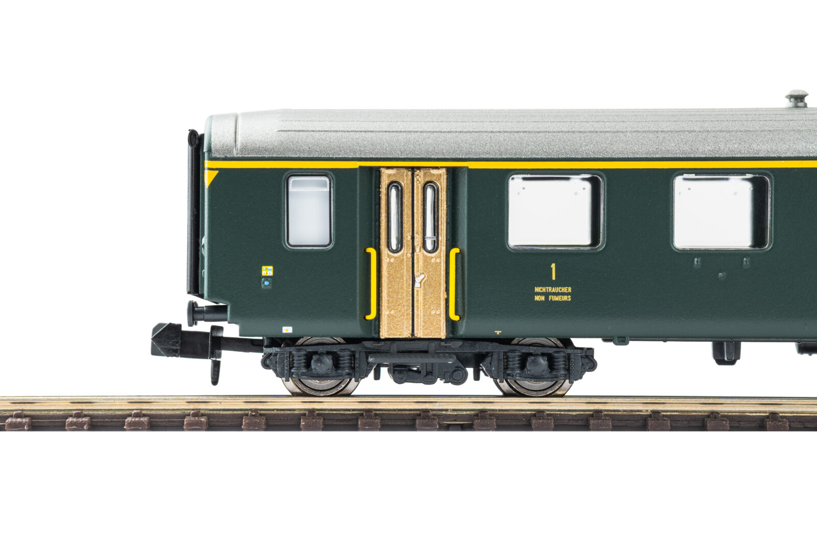 Carrozza passeggeri EW I, 50 85 18- 33 556-9 "old lettering" 1ª classe SBB Epoca IV Scala N DS Modellismo Carrozza passeggeri EW I, 50 85 18- scala N - vista 4