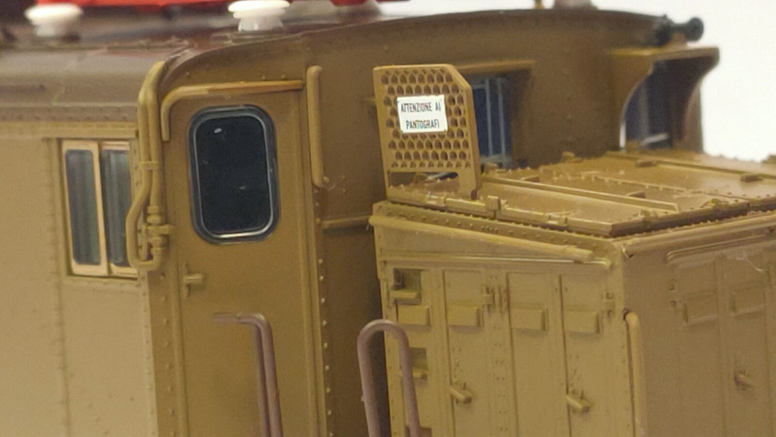 Locomotiva Elettrica E.428.117 FS di Prima Serie con Prese d'Aria Alte Epoca IV (Esclusiva eMMemodels) Scala H0 DS Modellismo Locomotiva Elettrica E.428.117 FS scala H0
