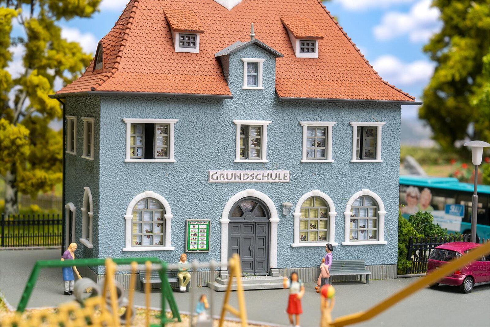 Ritorno a Scuola Set promozionale Scala H0 DS Modellismo Ritorno a Scuola Set promozionale scala H0