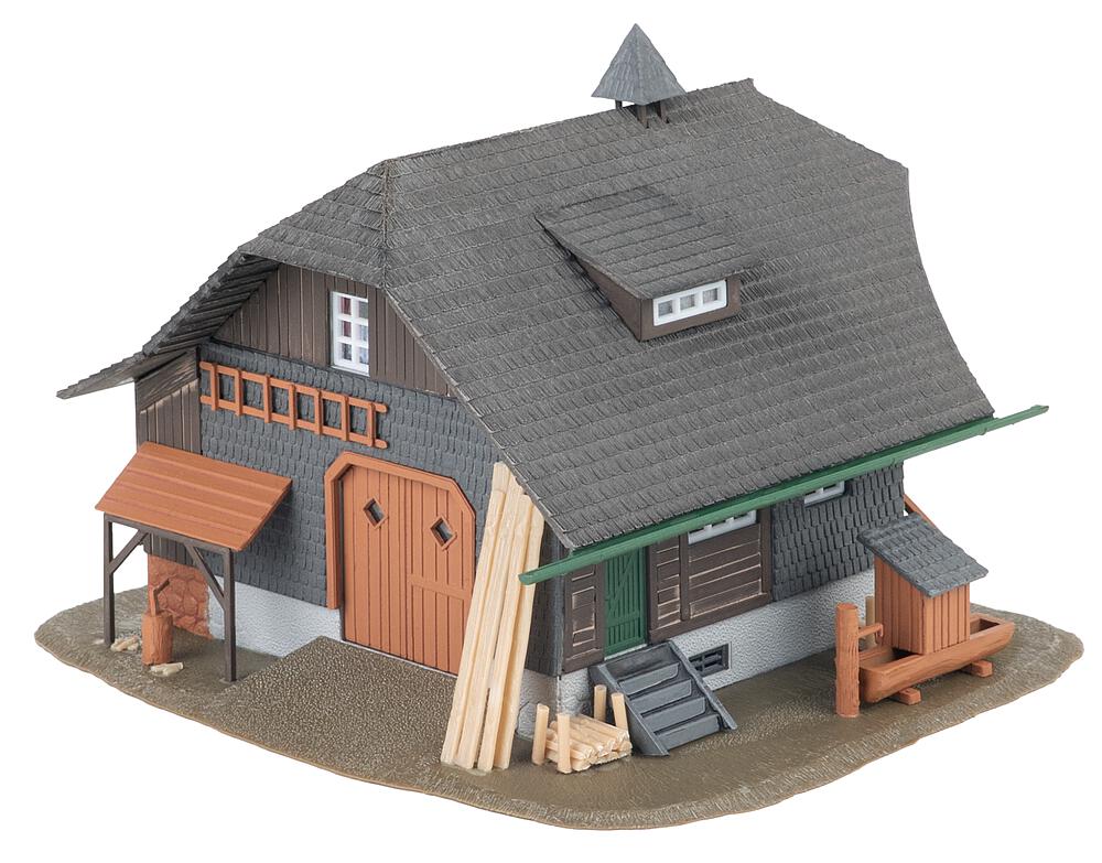 Casa della Foresta Nera con figura - Modello Commemorativo Scala H0 DS Modellismo Casa della Foresta Nera figura scala H0