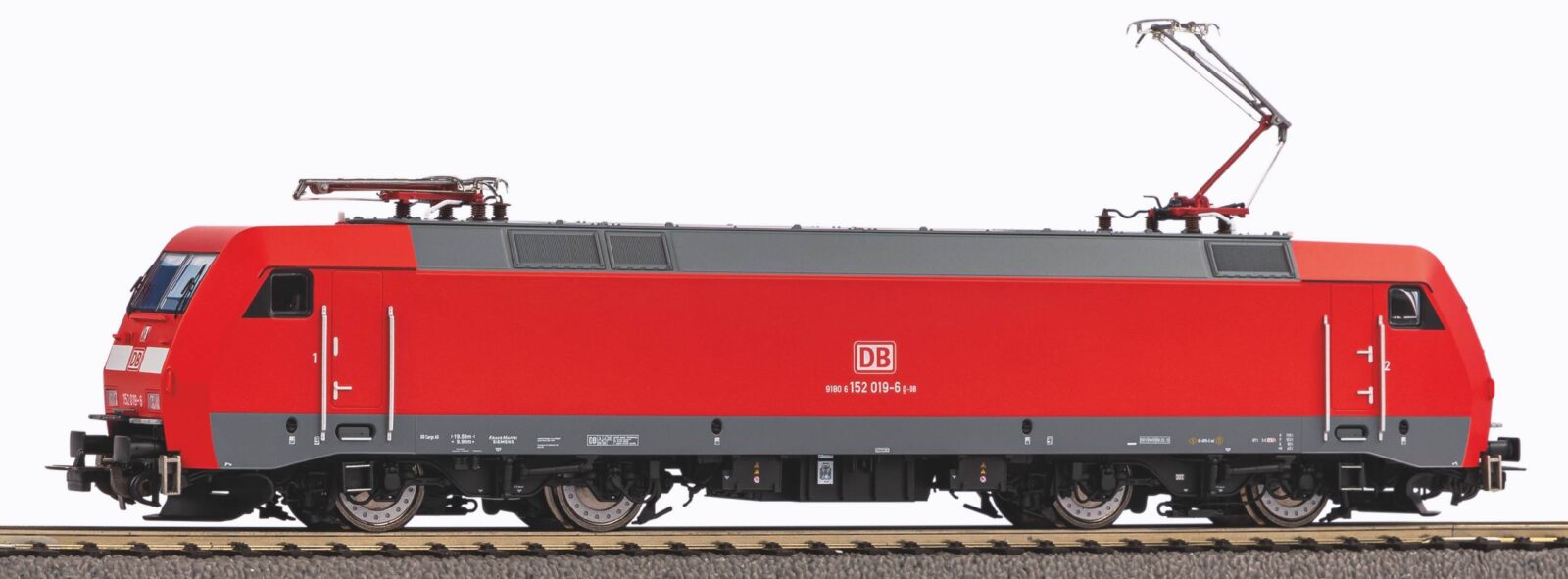 Locomotiva elettrica BR 152 DB AG Epoca VI Scala H0 DS Modellismo Locomotiva elettrica BR 152 DB AG scala H0