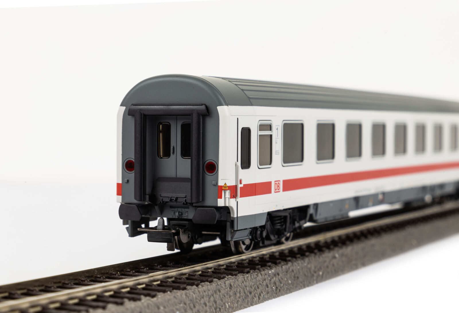 Carrozza Passeggeri Eurofima 1^ Classe DB AG Epoca VI Scala H0 DS Modellismo Carrozza Passeggeri Eurofima 1^ scala H0 - vista 5