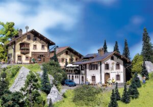 Pensione Edelweiss scala N Faller