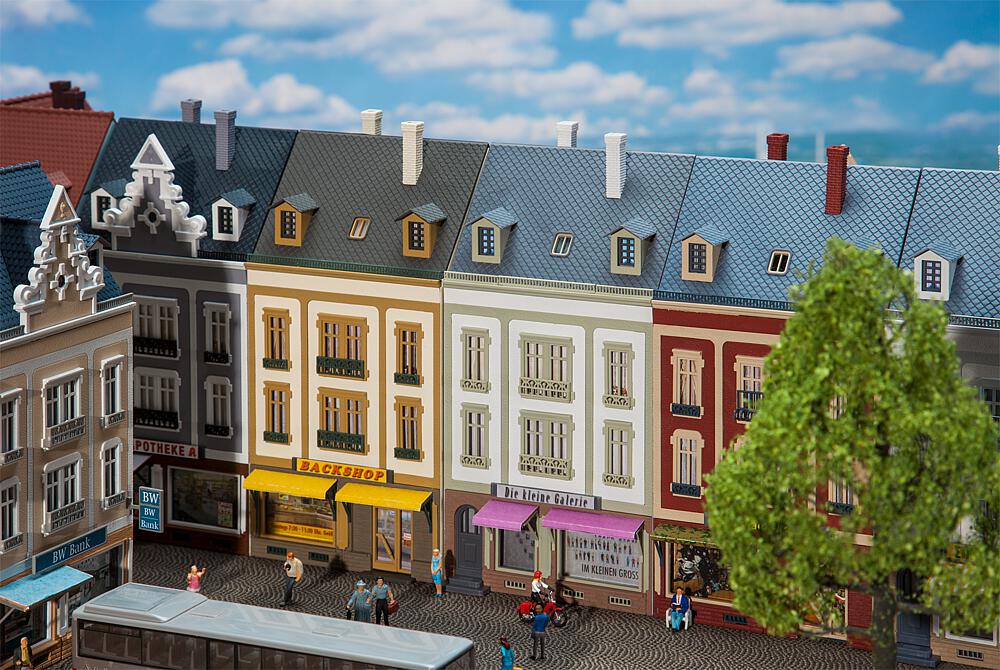 2 Case a schiera Beethovenstrasse Scala H0 DS Modellismo 2 Case a schiera Beethovenstrasse scala H0