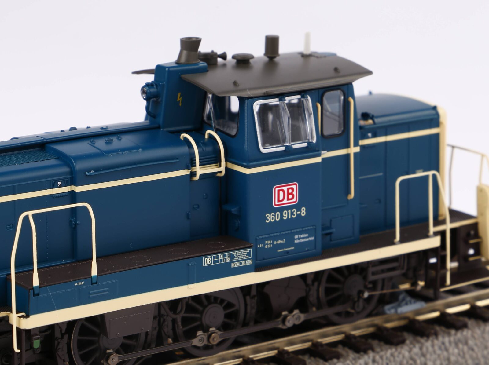 Locomotiva Diesel BR 360 DB AG Epoca V Scala H0 DS Modellismo Locomotiva Diesel BR 360 DB AG scala H0