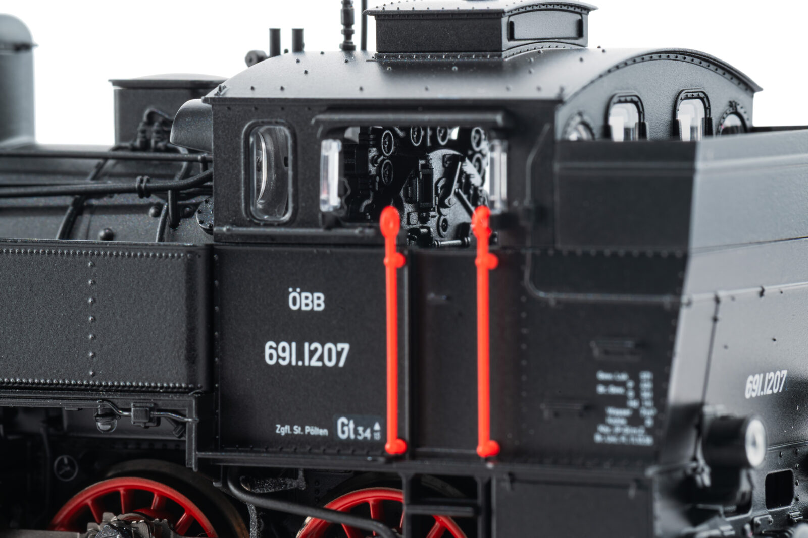 Locomotiva a vapore Rh 691 ÖBB Epoca III Scala H0 DS Modellismo Locomotiva a vapore Rh 691 ÖBB scala H0 - vista 2