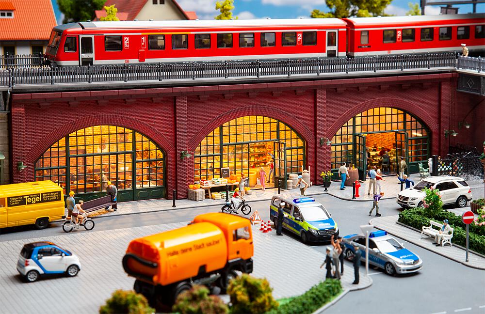 Portici con negozi e interni Scala H0 DS Modellismo Portici negozi e interni scala H0 Faller