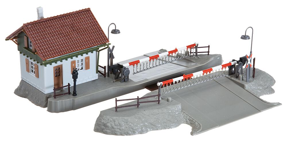 Passaggio a livello con casello Scala H0 DS Modellismo Passaggio a livello casello scala H0 Faller