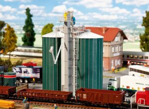 Silos doppio scala H0 Faller