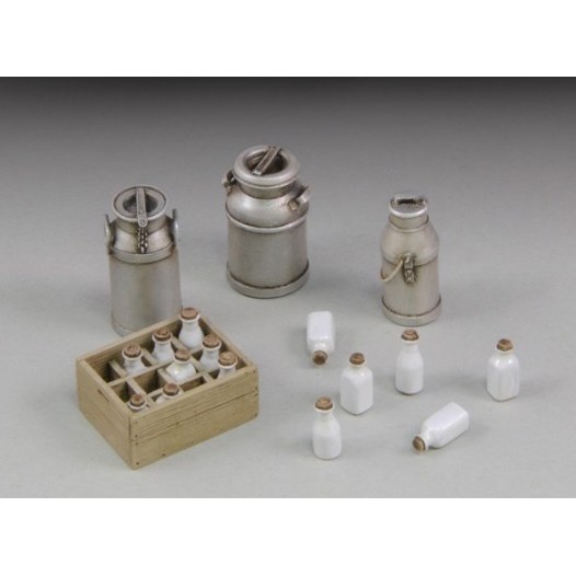 Royal Model - Bottiglie di latte con casse e bidoni DS Modellismo Royal Model - Bottiglie di latte con casse e bidoni