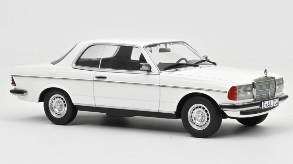 Mercedes 280 CE 1980 White 1:18 DS Modellismo Mercedes 280 Ce 1980 White scala 1:18 Norev