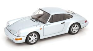 Porsche 911 RS with Cup Rims scala 1/12