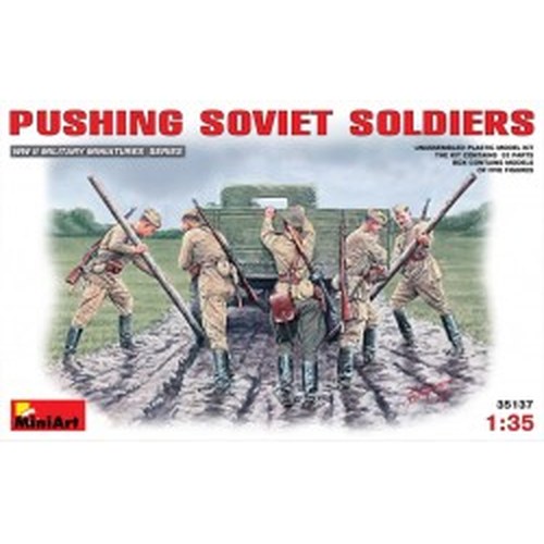 1/35 Pushing Soviet Soldiers DS Modellismo 1/35 Pushing Soviet Soldiers